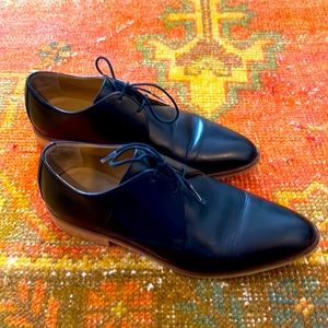 Everlane Oxfords. Size 8. Barely worn!!